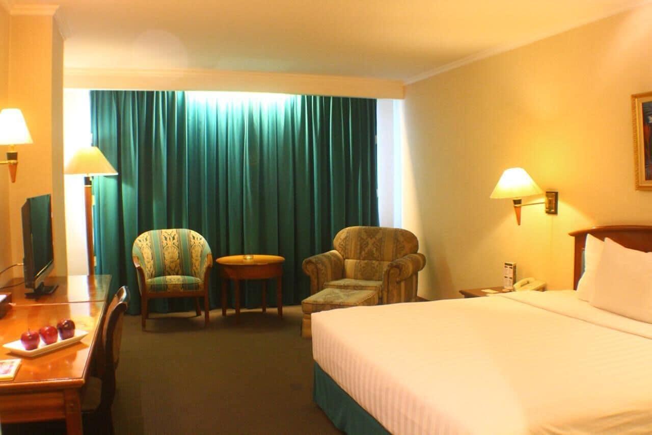 Grand Arkenso Park View Hotel Semarang Exterior photo