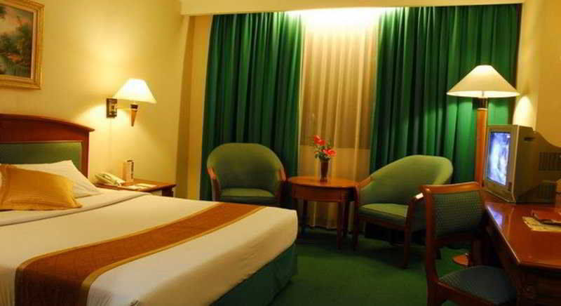 Grand Arkenso Park View Hotel Semarang Exterior photo